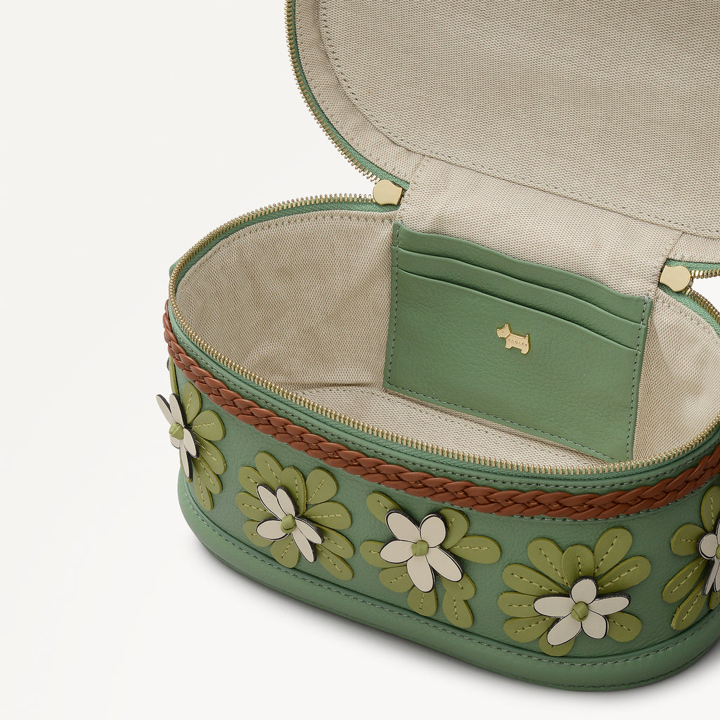 Lunar New Year - SS26 Small Zip Around Cross Body Pistachio - 113079