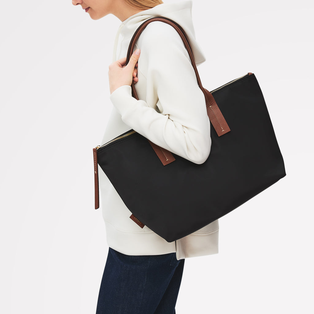 THE TOWNLEY LARGE ZIPTOP TOTE BLACK - 113103