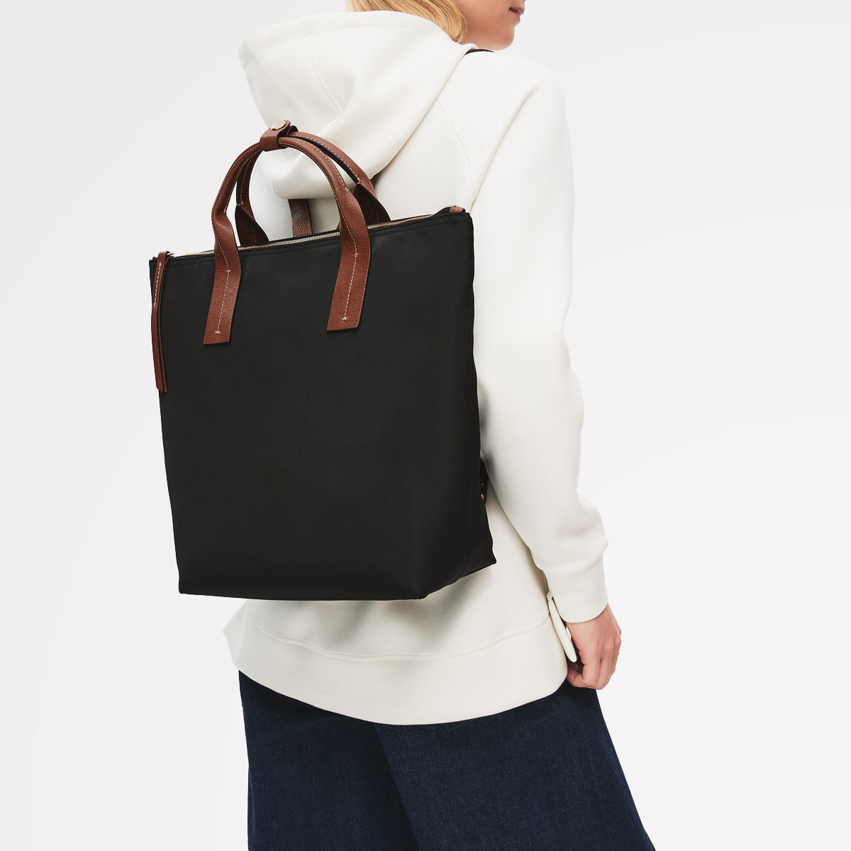 The Townley Medium Ziptop Backpack Black - 113105