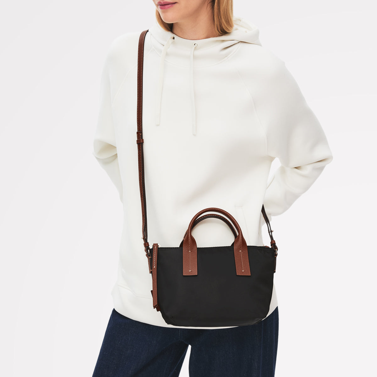 ショルダーバッグ TKY The Townley Small Ziptop Cross Body Black - 113106
