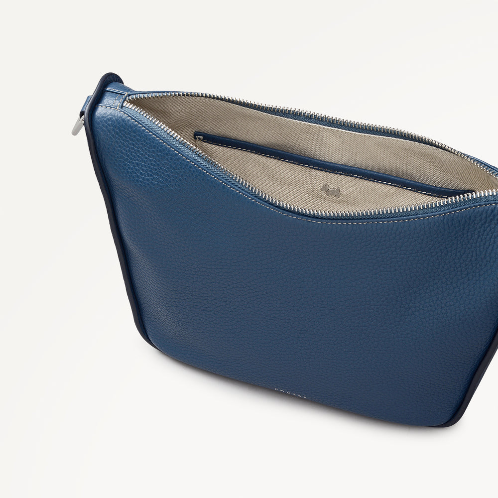 Oak Street Medium Ziptop Cross Body Utility - 113112