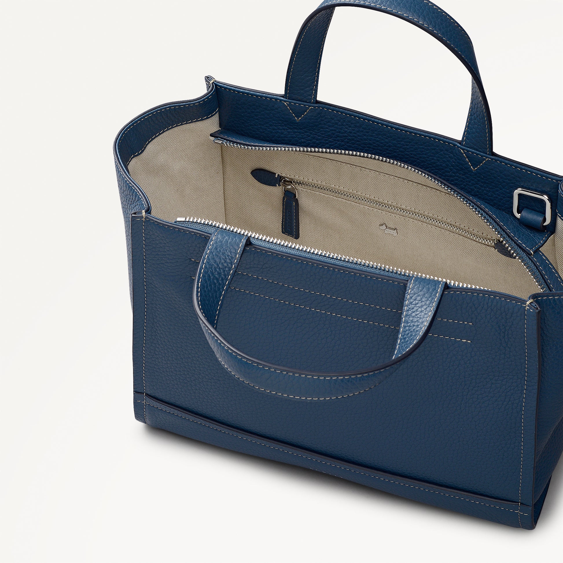 Oak Street Medium Ziptop Grab Utility - 113113