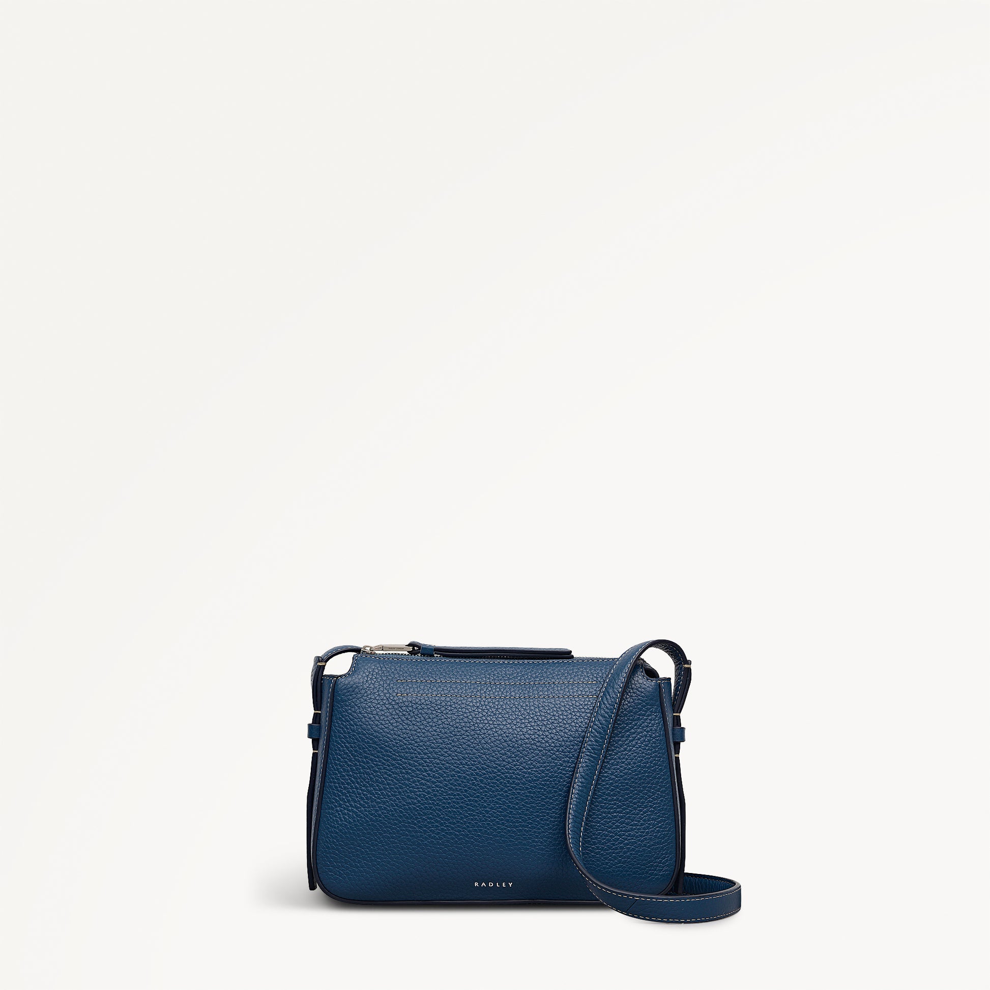 Oak Street Small Ziptop Cross Body Utility - 113115