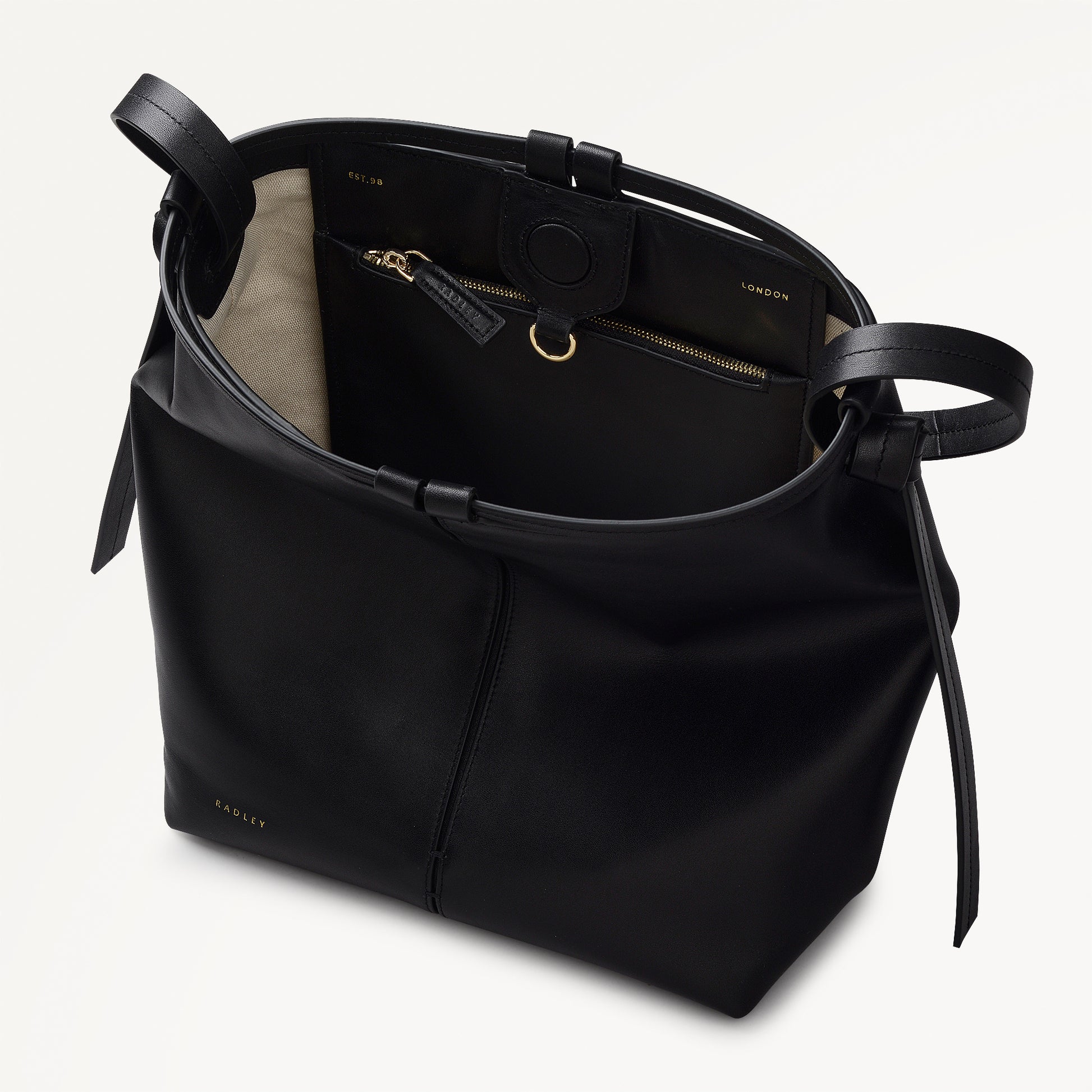 The Connaught Medium Ziptop Shoulder Black - 113127