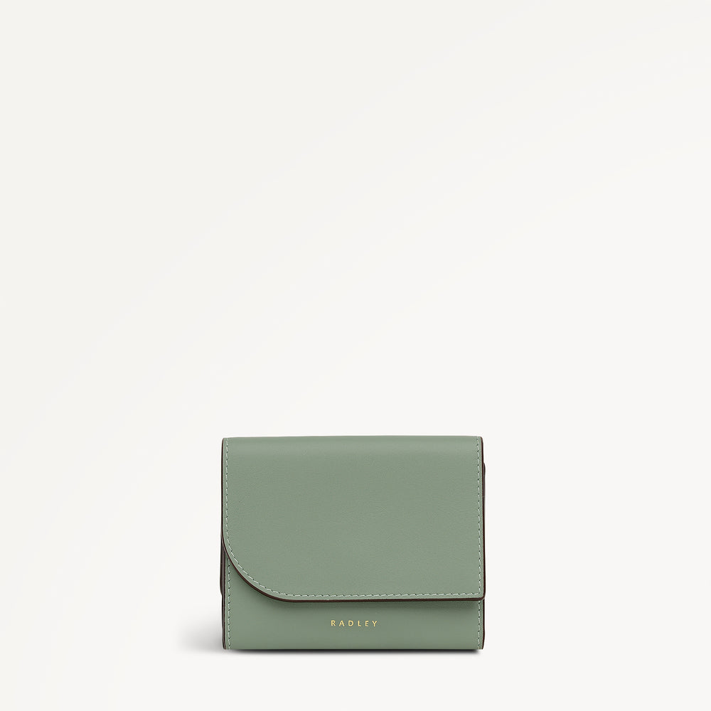 Pockets Small Trifold Wallet Pistachio - RSD14303