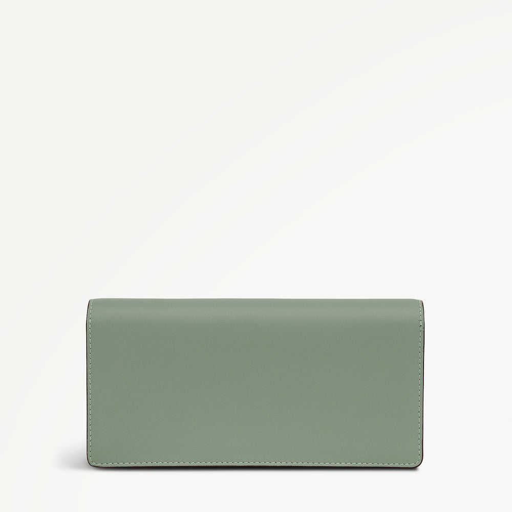 Pockets Large Bifold Wallet Pistachio - 113172