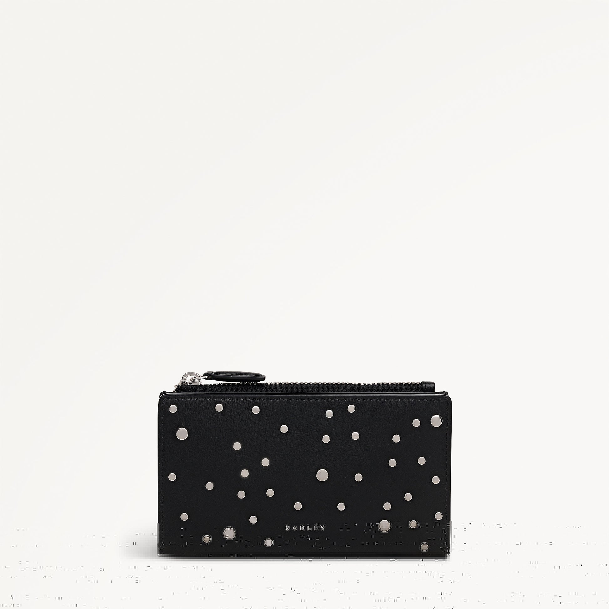 Coin Street - Stud Medium Ziptop Wallet Black - 113175