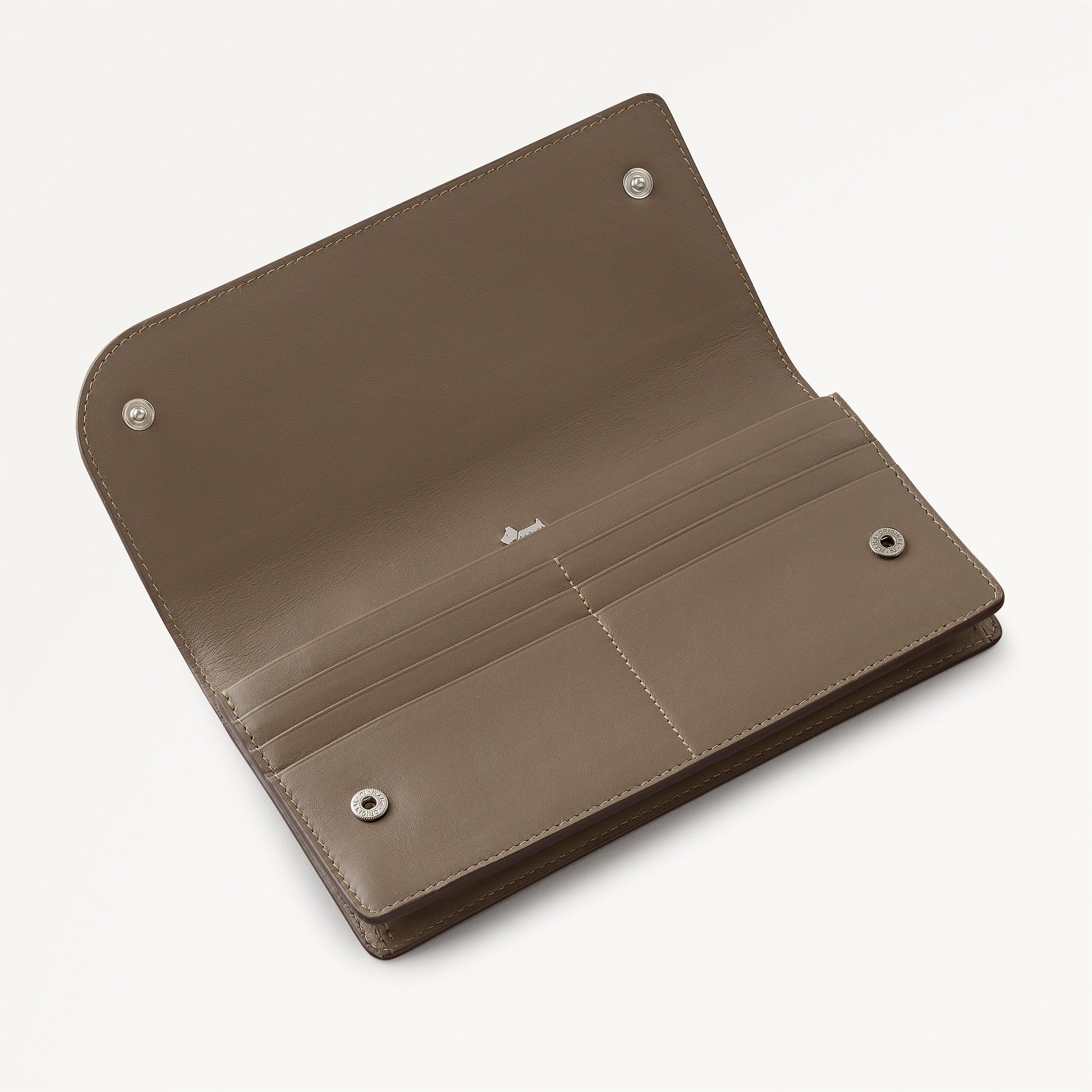 Pockets Large Zip Around Wallet Coffee - 113183