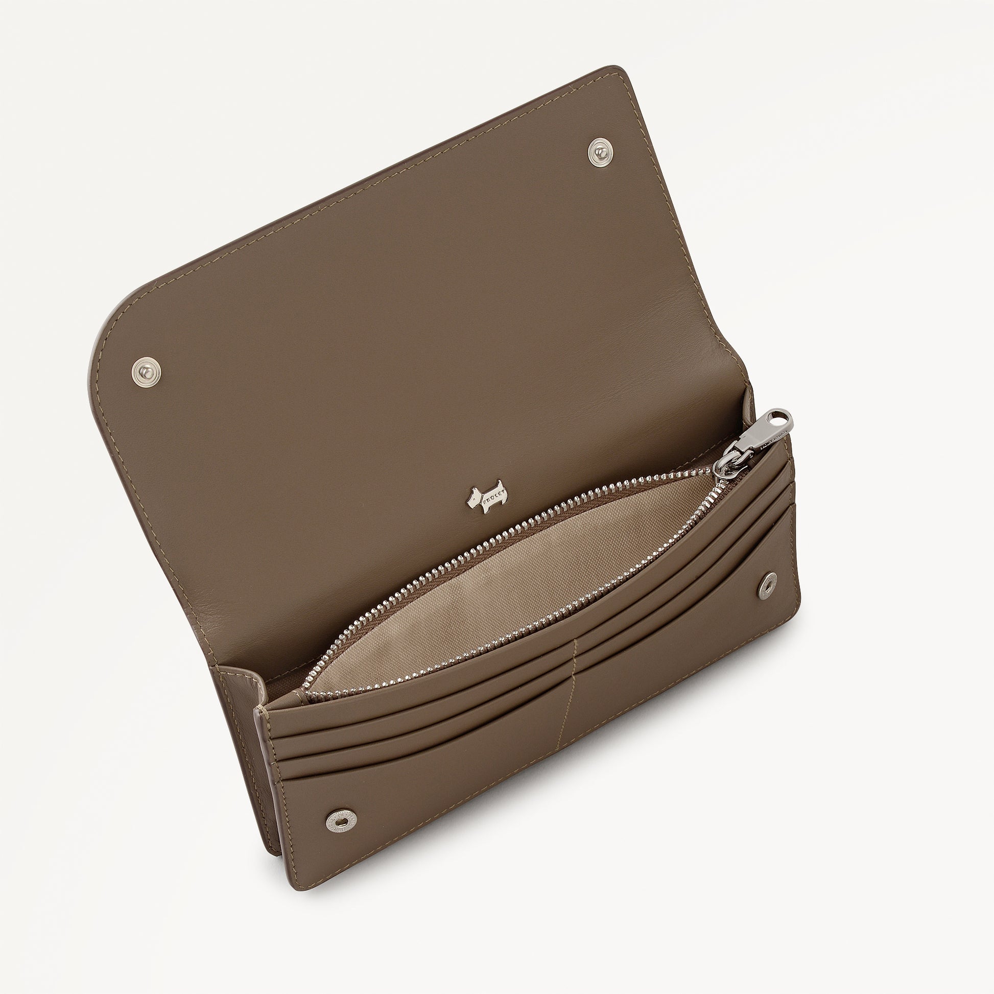 Pockets Large Zip Around Wallet Coffee - 113183