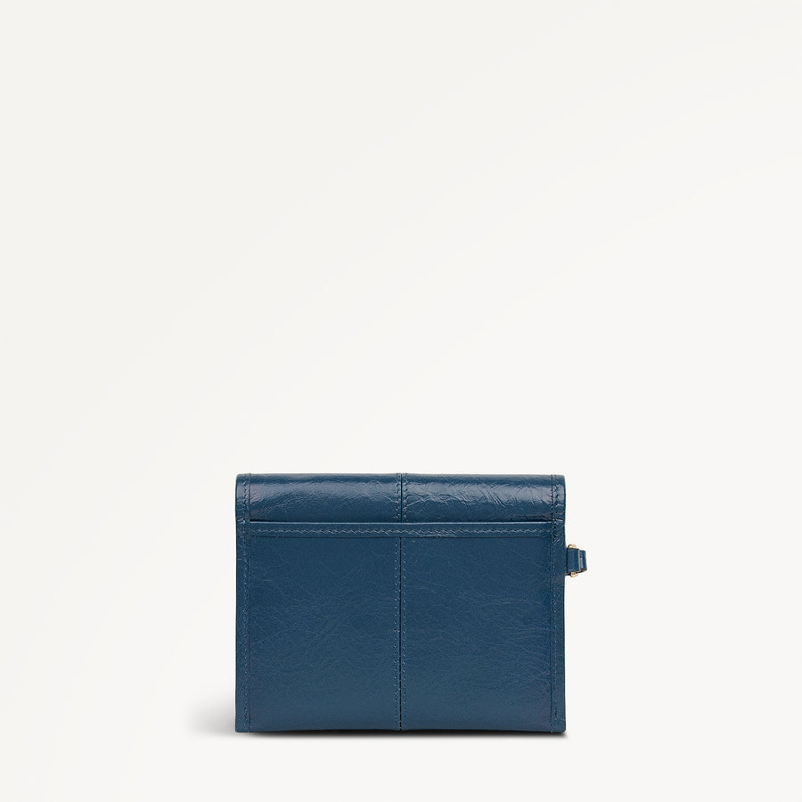 Chilton Grove Medium Flapover Purse Utility - 113204