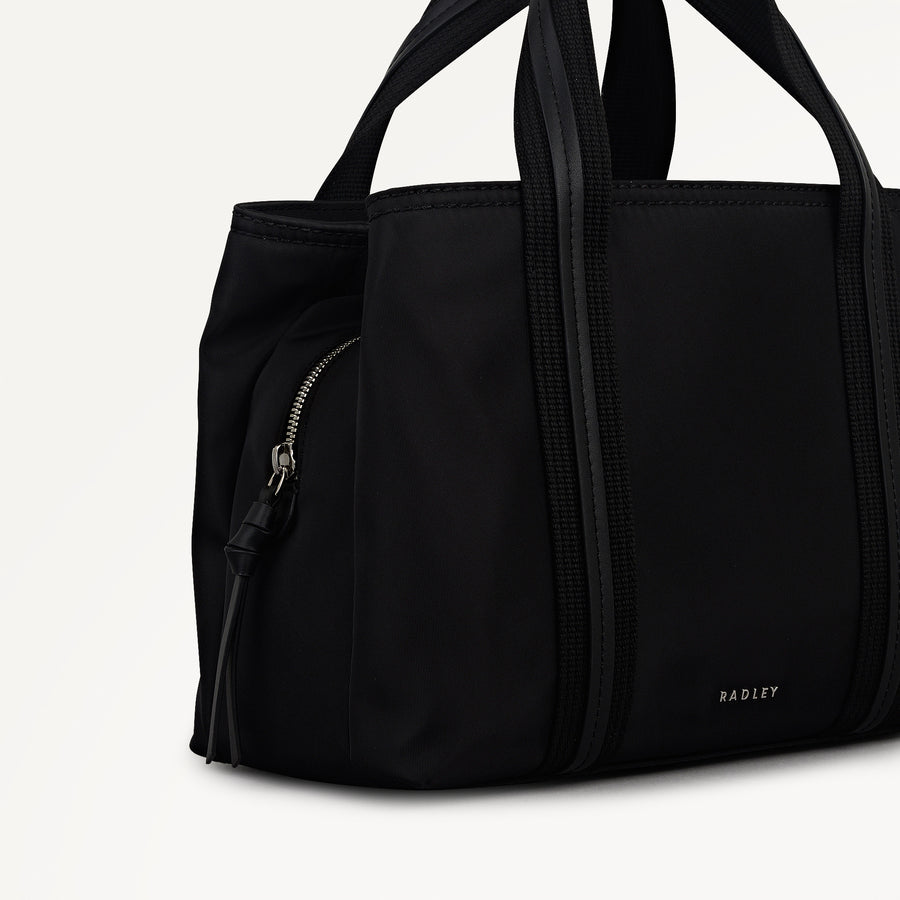 Halley Row Medium Ziptop Satchel Black - 113235