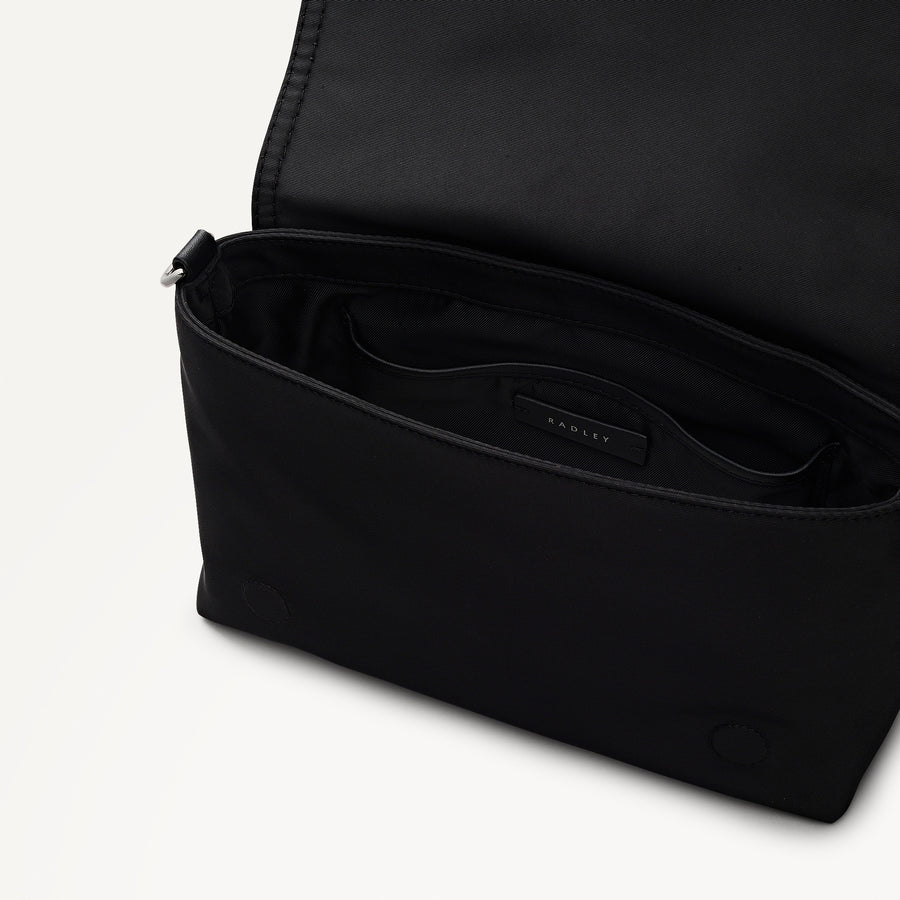 Halley Row Medium Flapover Cross Body Black - 113236