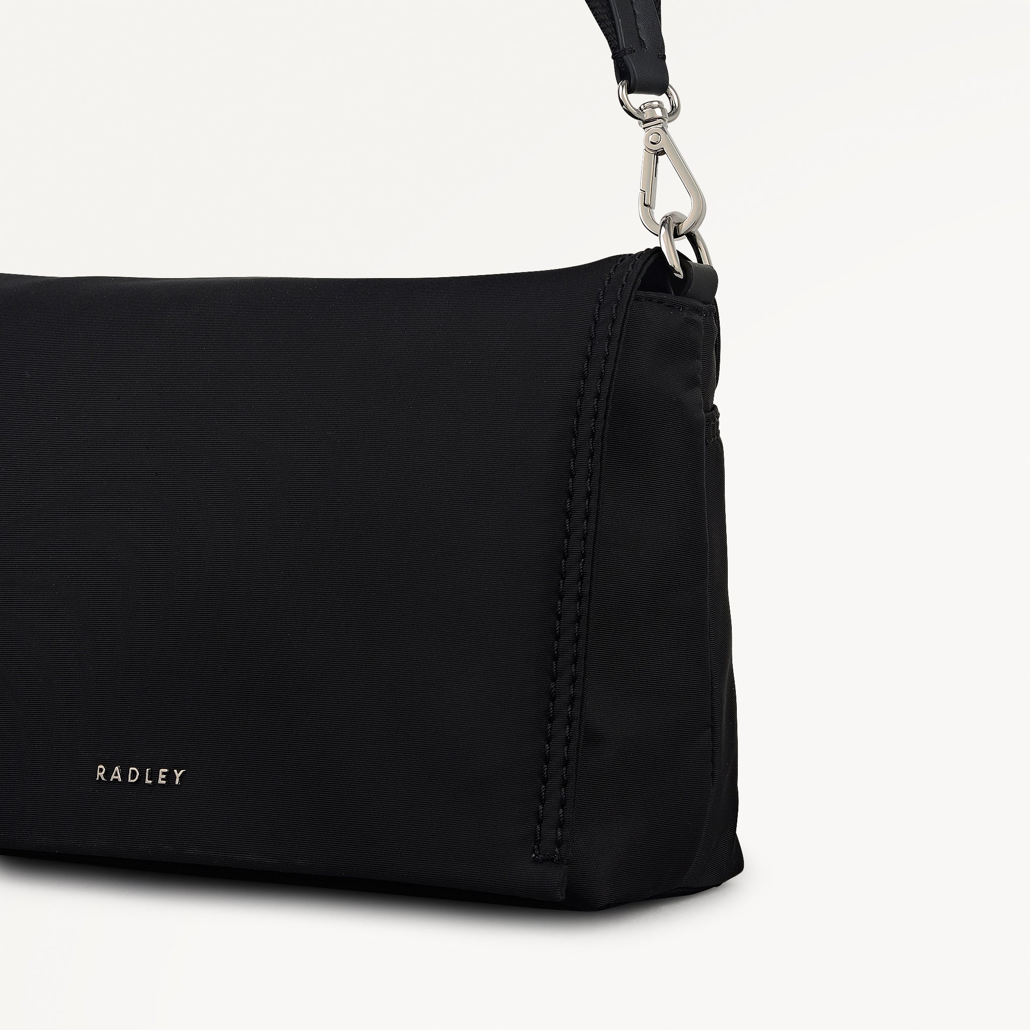 Halley Row Medium Flapover Cross Body Black - 113236