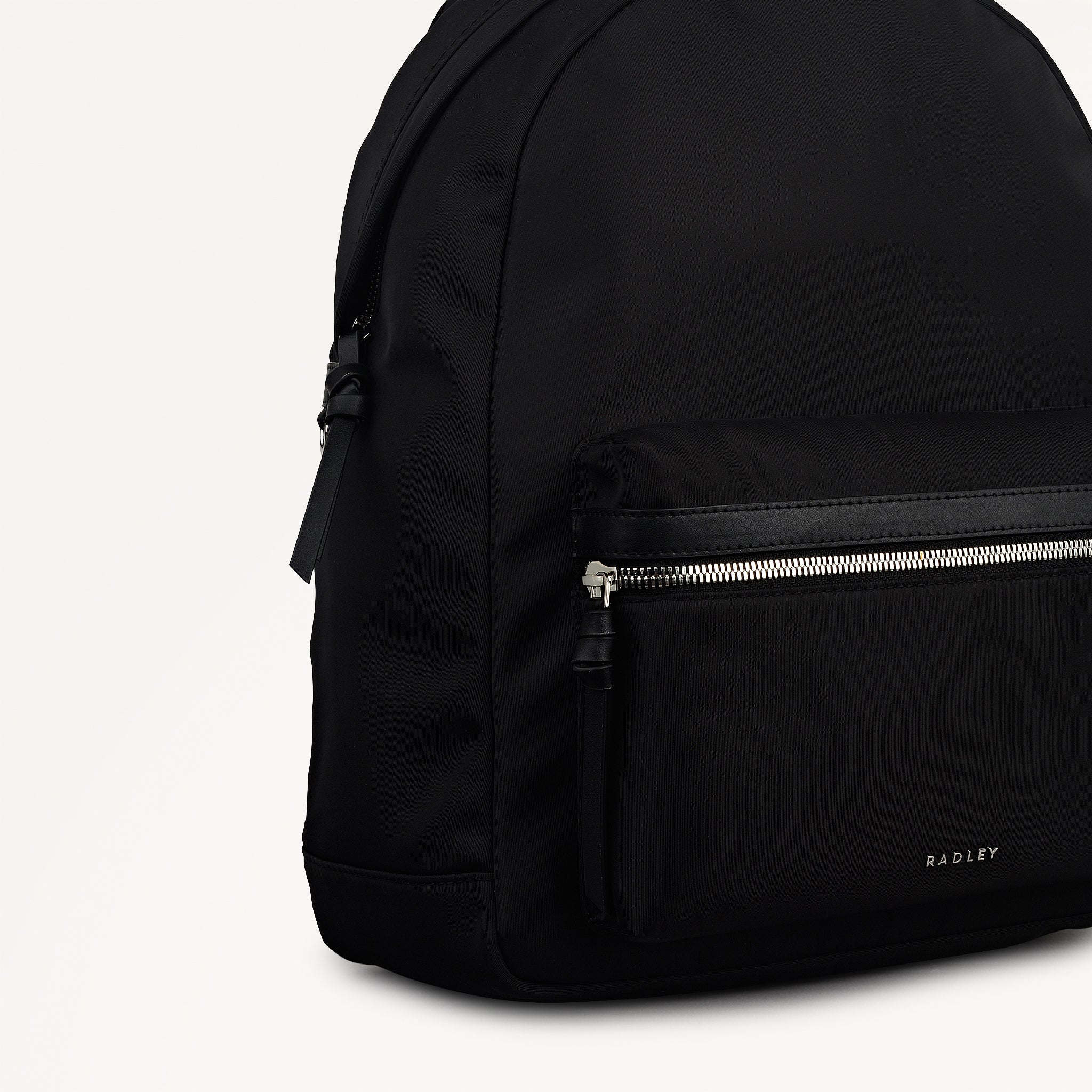 Halley Row Medium Ziptop Backpack Black - 113237