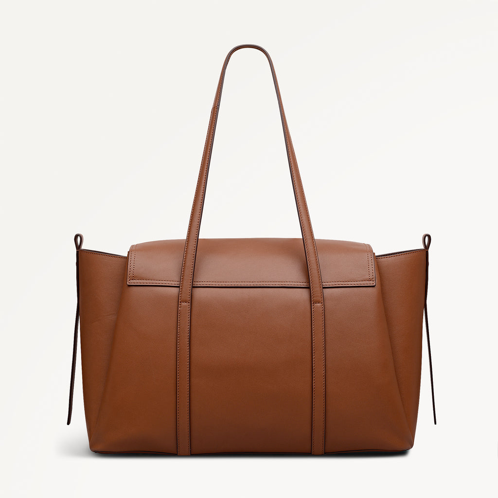The Chancery Large Flapover Shoulder Cognac - 113238