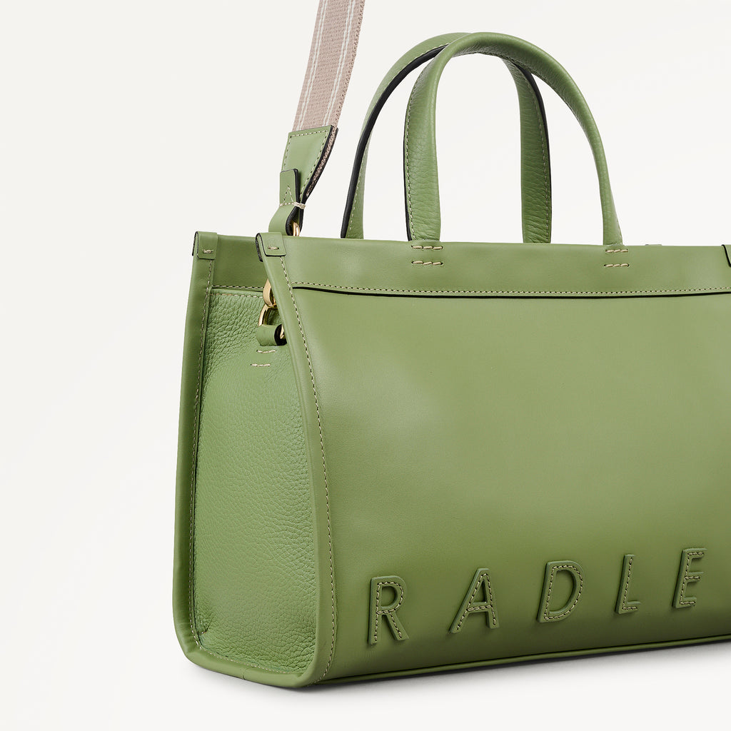 Alba Place Small Ziptop Grab Apple - 113403