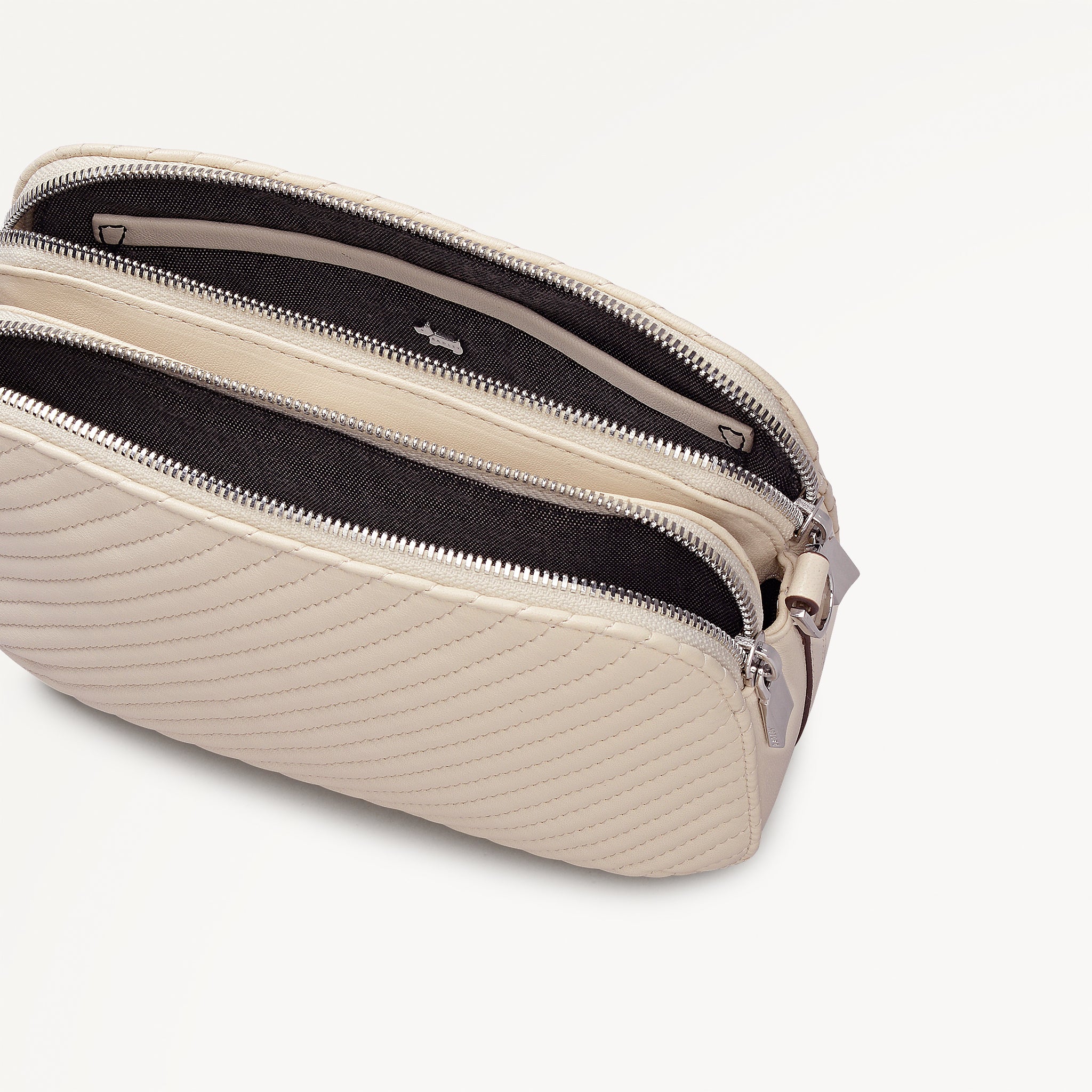 DUKES PLACE - QUILT MEDIUM ZIPTOP CROSS BODY SALT