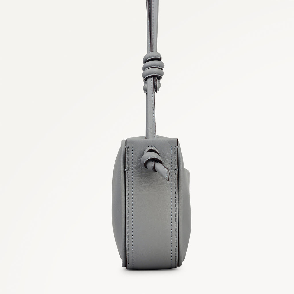 The Camden Small Ziptop Shoulder Steel - 113465