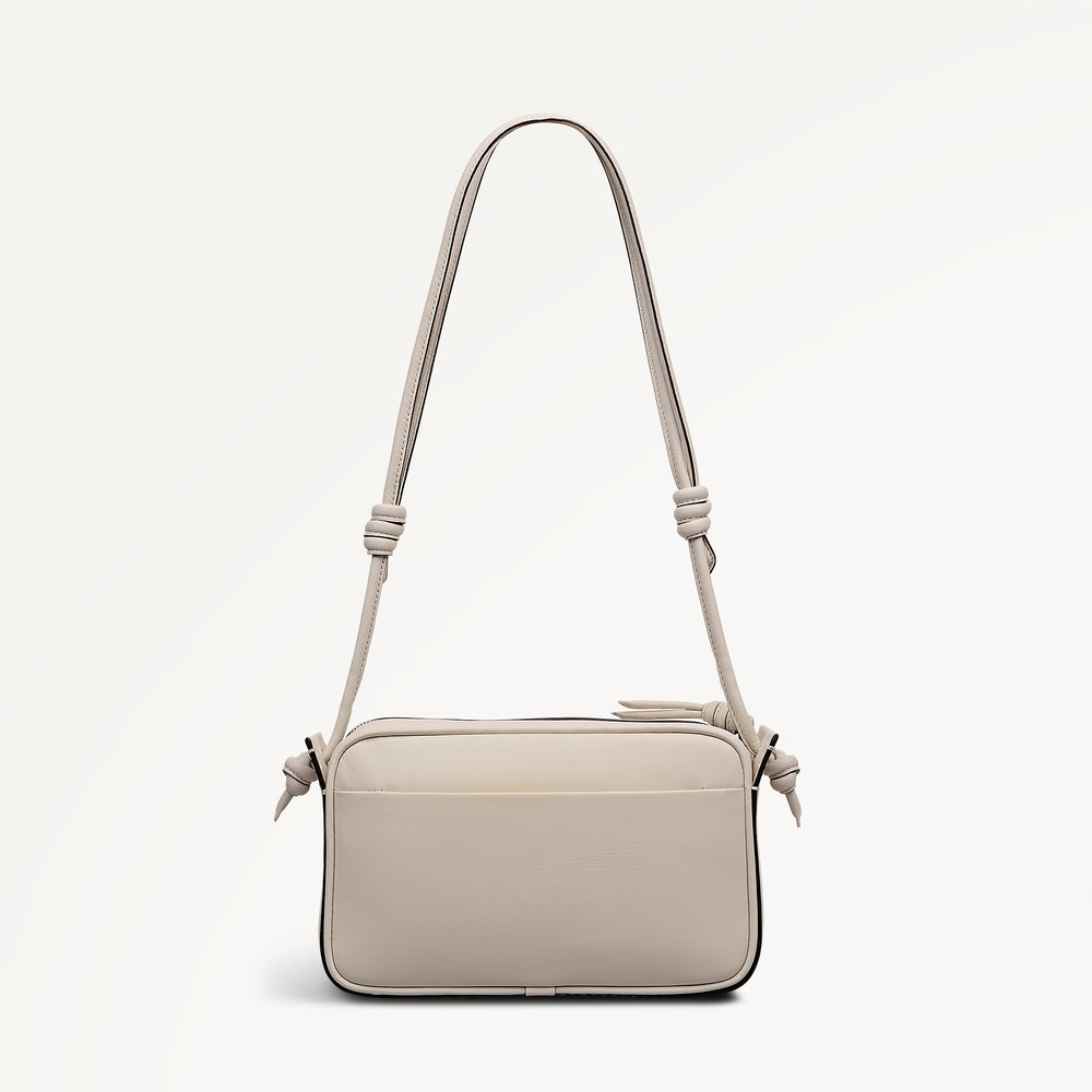 The Camden Small Ziptop Shoulder Salt - 113466