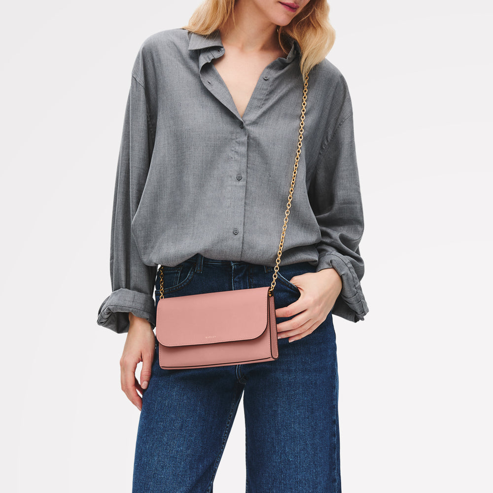 Lynton Road Wallet On Chain Carnation - 113480