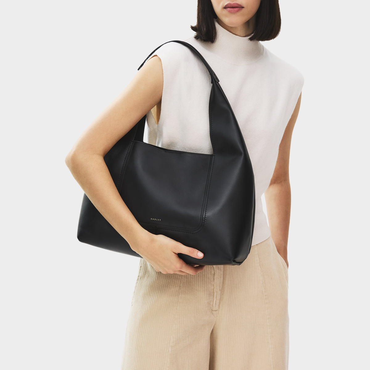 The Maudie Large Open Top Shoulder Black - 113515