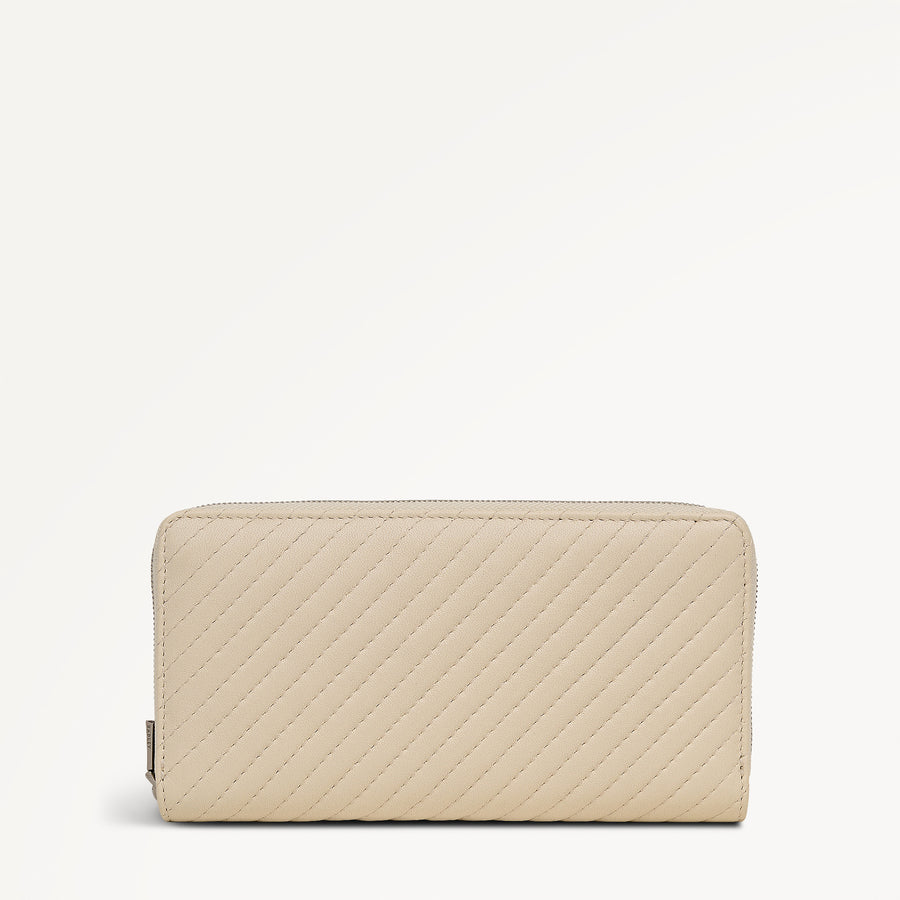 Dukes Place - Quilt Large Zip Around Purse Salt - 113521