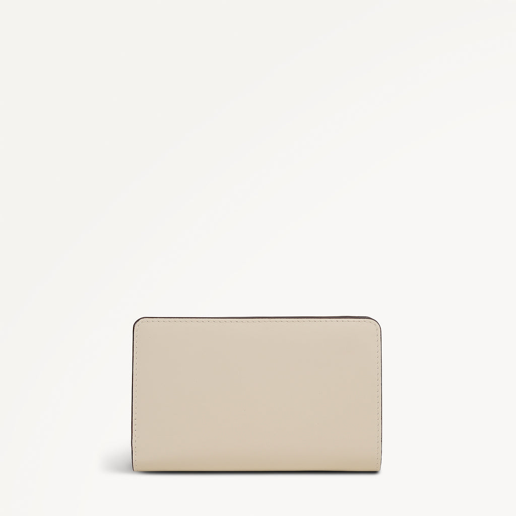 Picton Place - Floral Medium Bifold wallet Salt - 113567