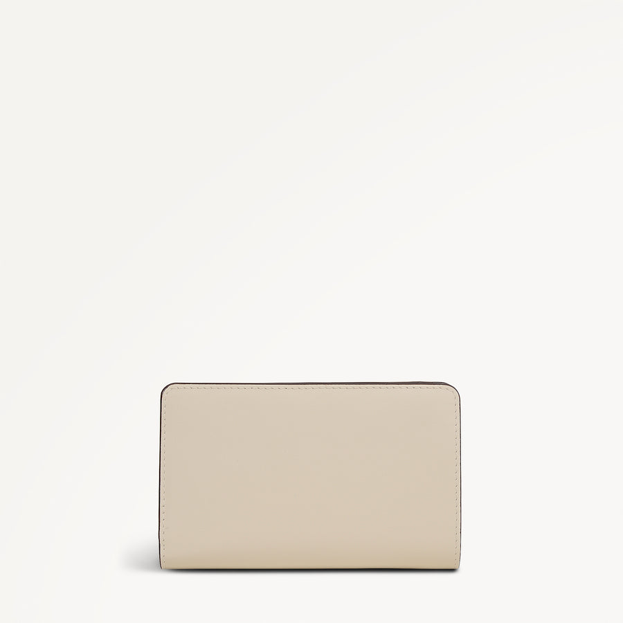 Picton Place - Floral Medium Bifold wallet Salt - 113567