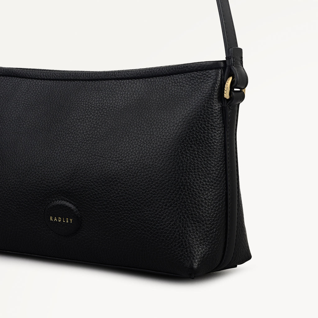 Chartfield Place Small Ziptop Cross Body Black - 113624