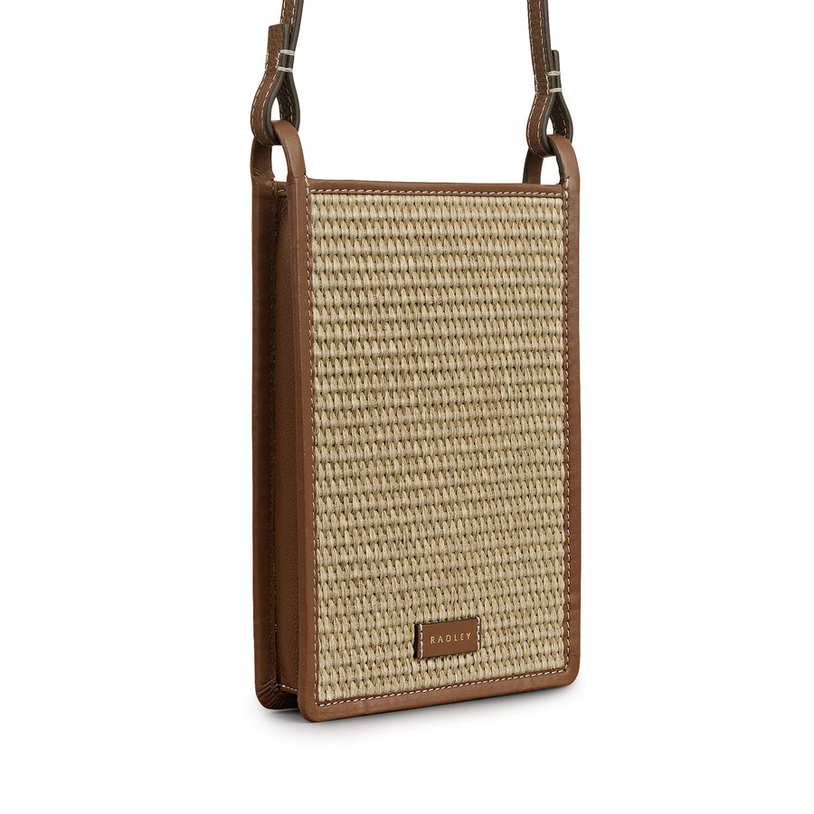 Chartfield Place - Raffia Medium Phone Cross Body Cognac - 113632