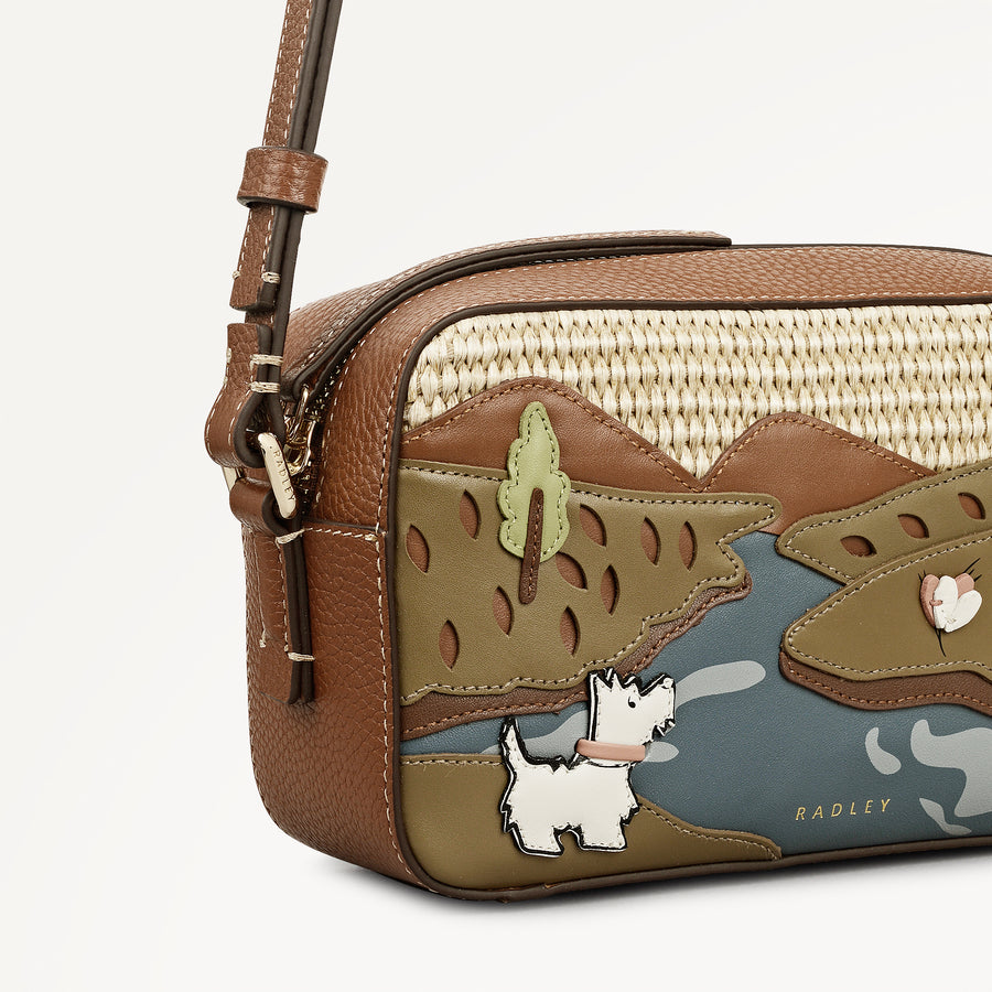 Spring Daze Mini Zip Around Cross Body Cognac - 113633