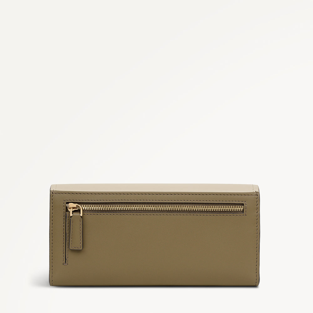 Beech Row - Colourblock Large Flapover Wallet Acorn - 113697