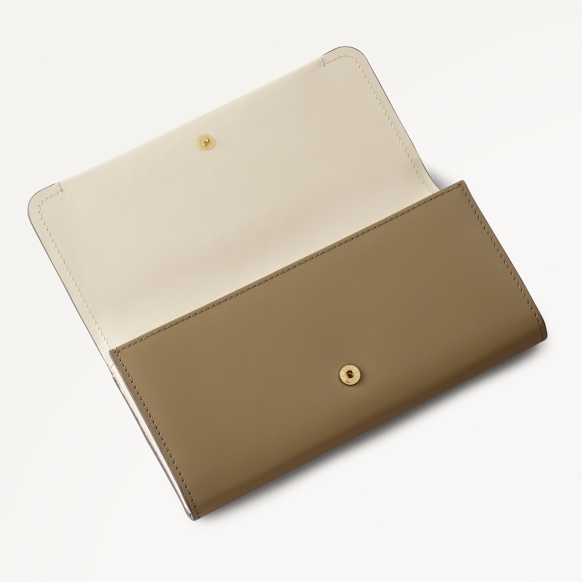 Beech Row - Colourblock Large Flapover Wallet Acorn - 113697