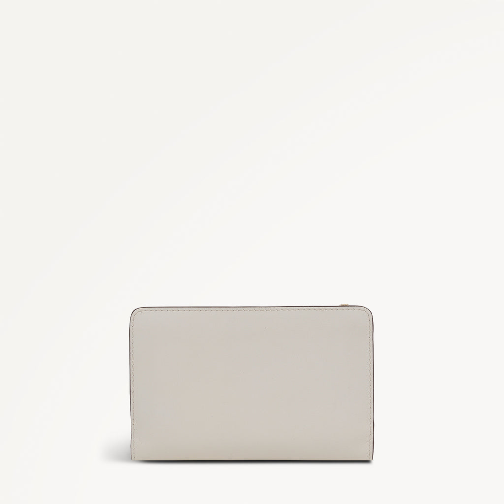 Spring Daze Medium Bifold Wallet Snow - 113704