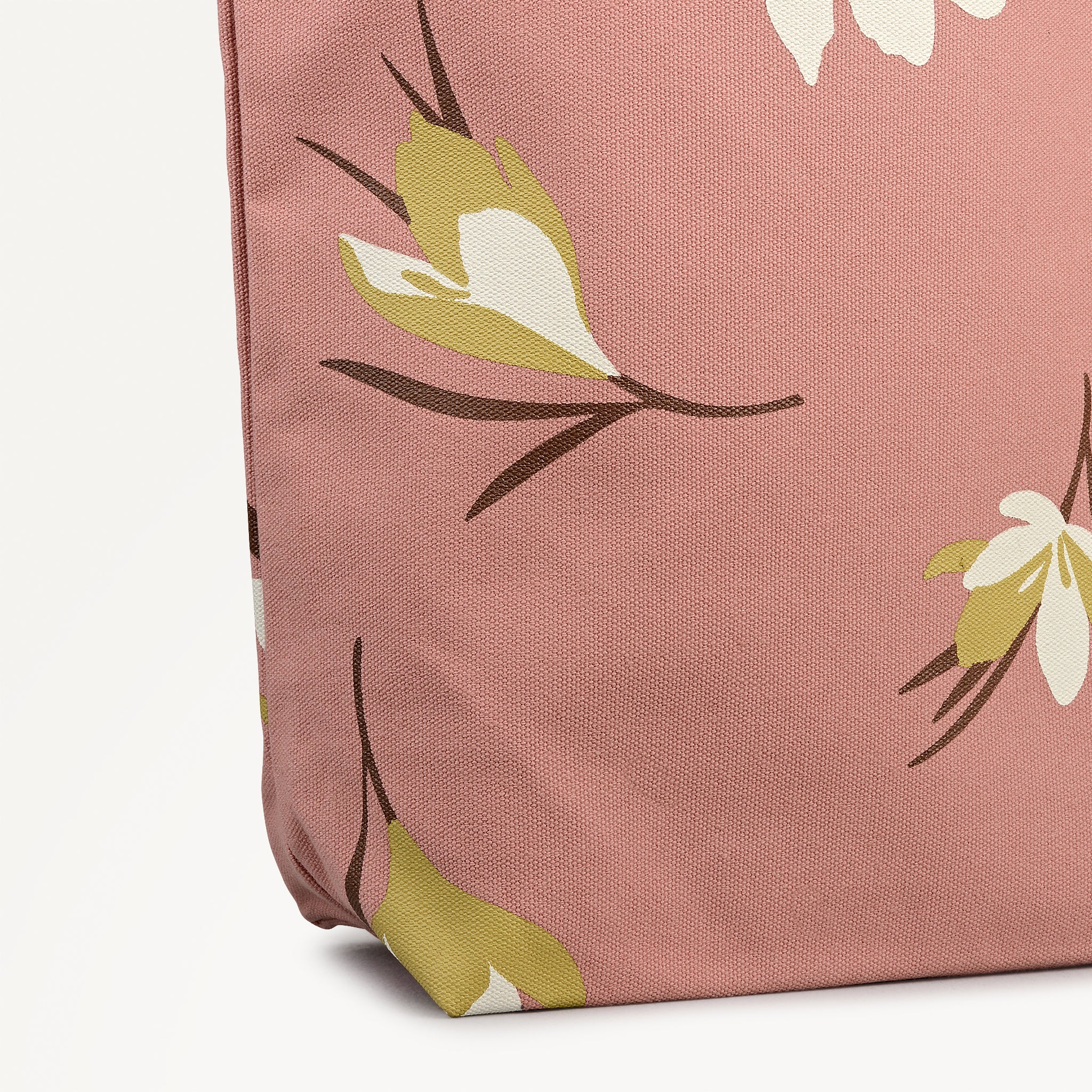 Carnation Medium Open Top Tote | Fantastic Floral SS26 | Radley London