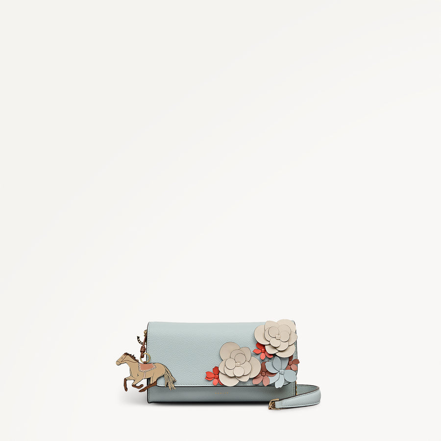 Kentucky Derby 26 Wallet On Chain Seafoam - 113803