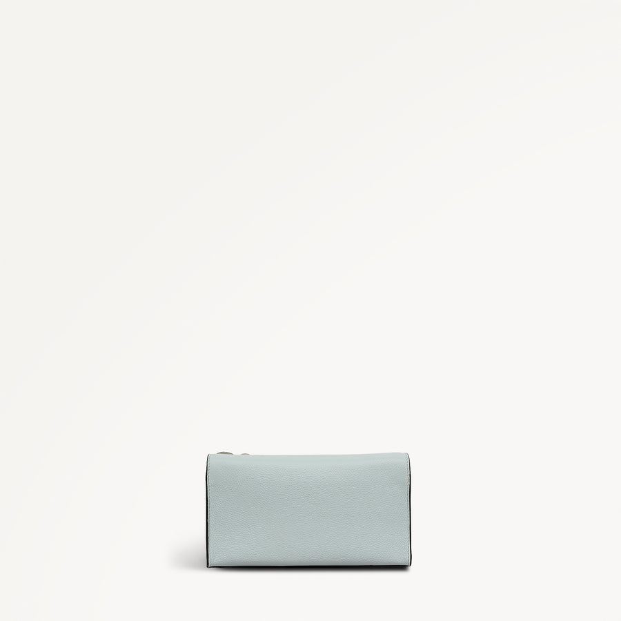 Kentucky Derby 26 Wallet On Chain Seafoam - 113803