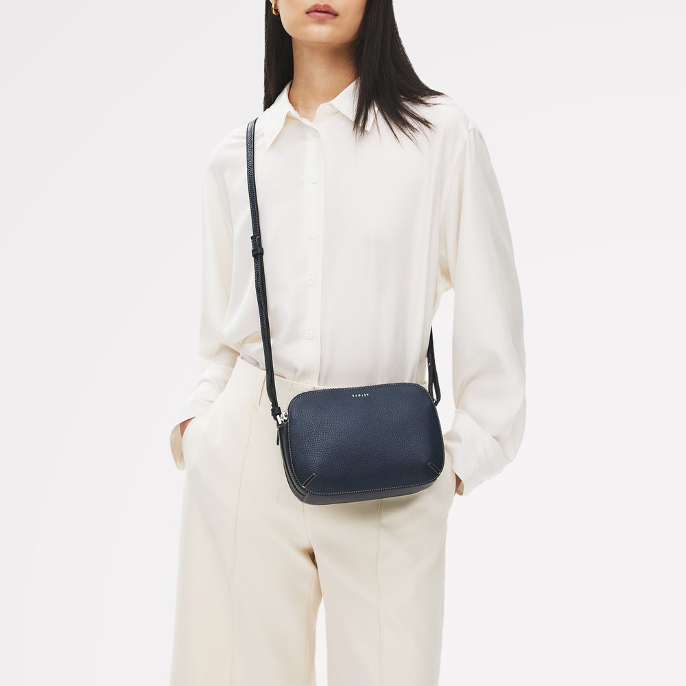 Dukes Place Medium Ziptop Cross Body Naval - 113809
