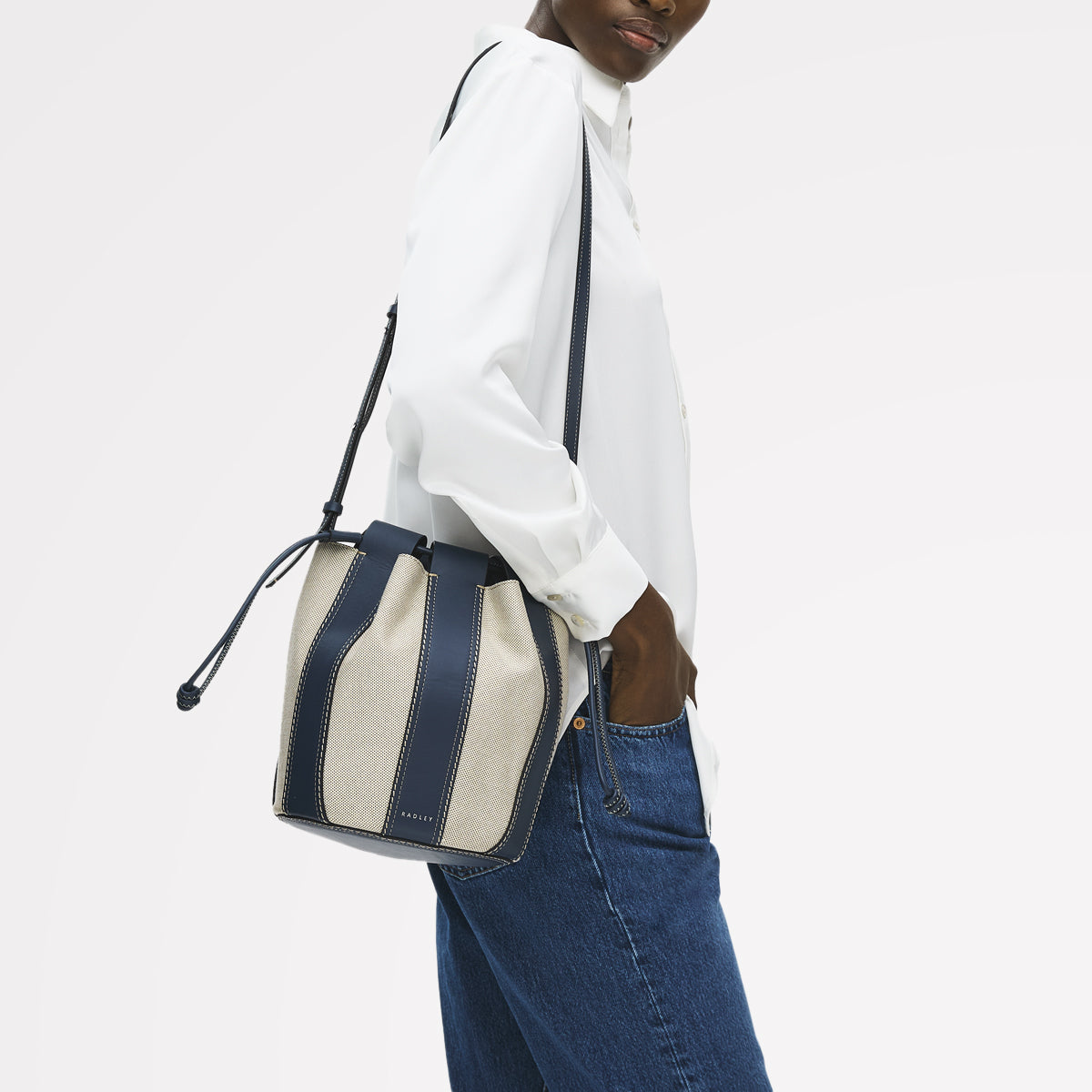 The Flora Medium Drawstring Cross Body Naval - 113830