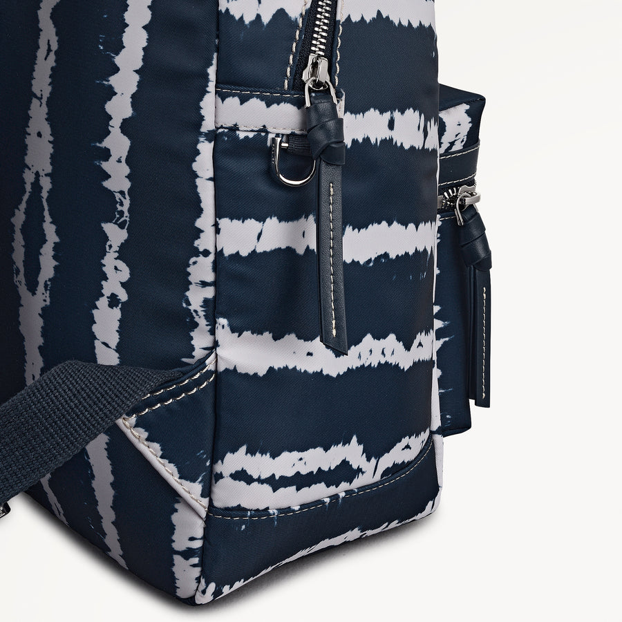 Halley Row - Tie Dye Stripe Medium Ziptop Backpack Naval - 113848