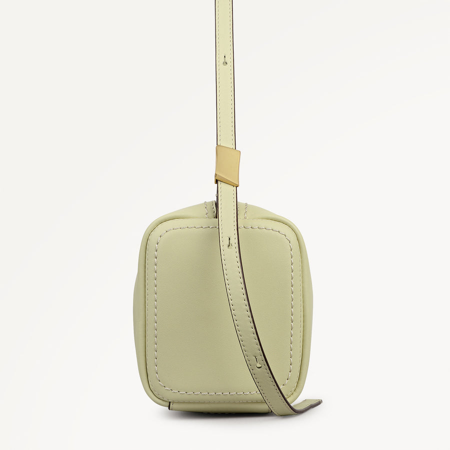 The Willow Small Ziptop Shoulder Lemongrass