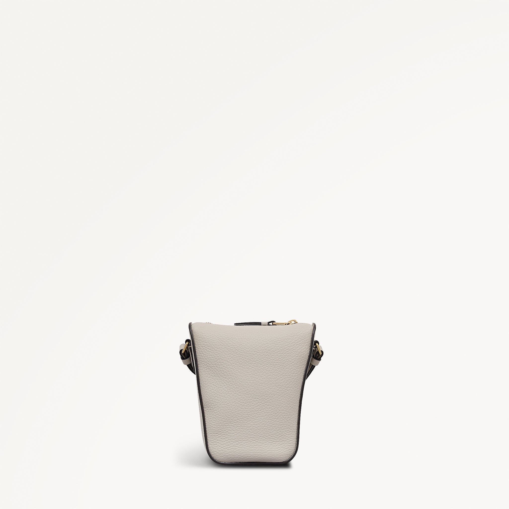 Shell Medium Phone Cross Body Bag | Oak Street AW26 | Radley London