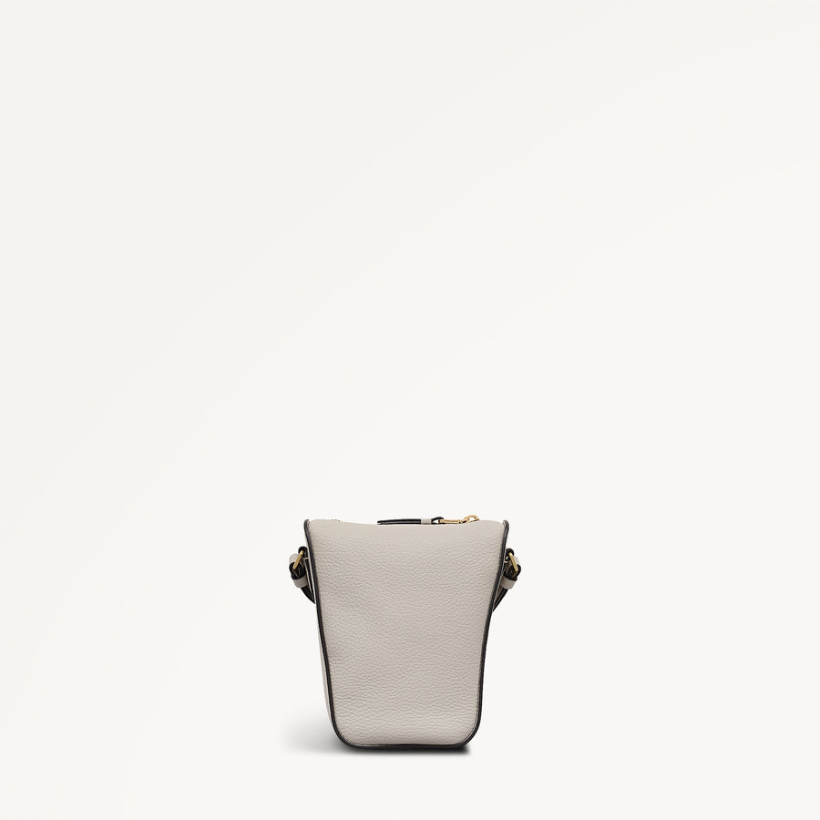 Oak Street Medium  Phone Cross Body Shell - 113870