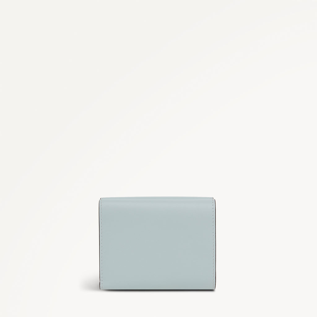 Pockets Small Trifold Wallet Seafoam - 113891