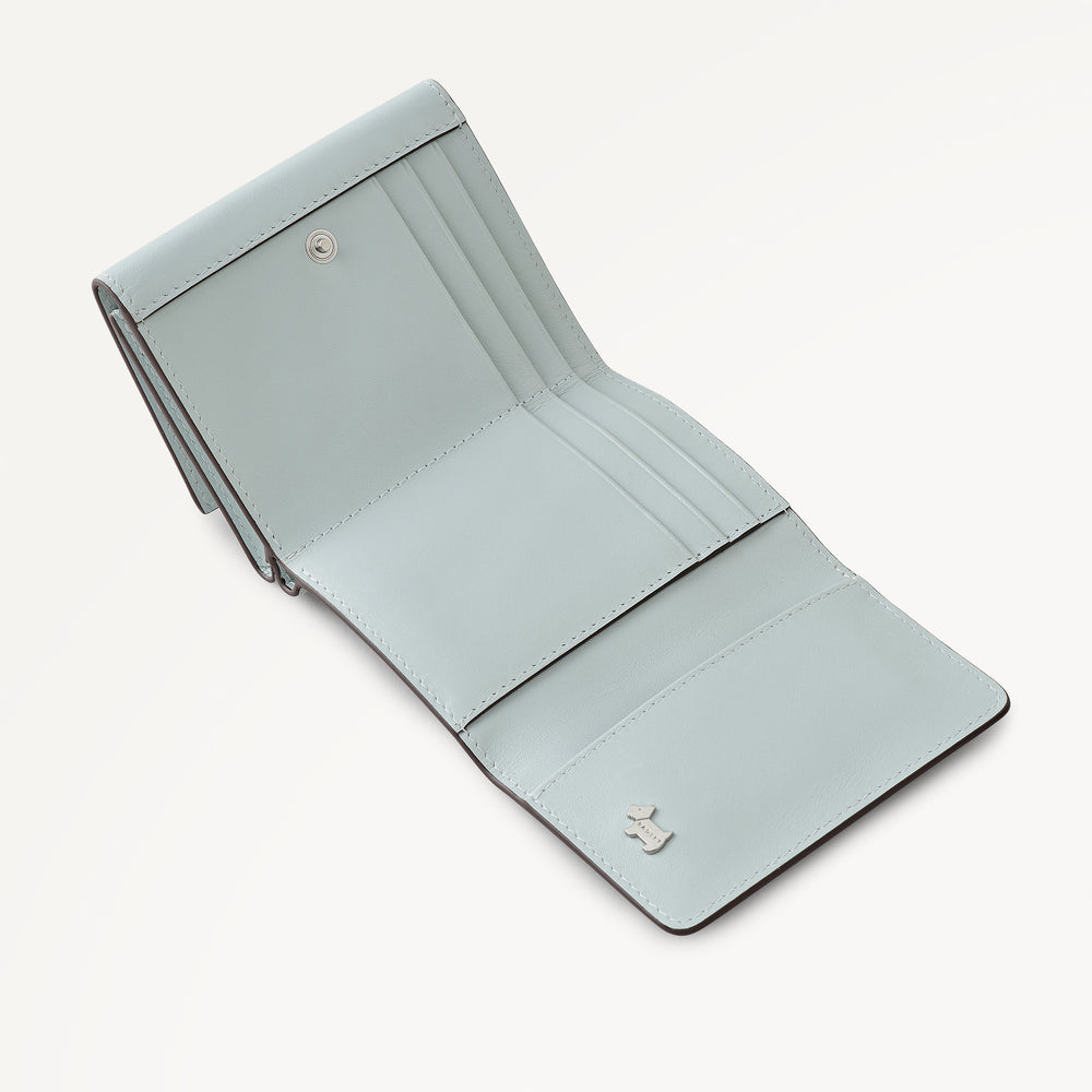 Pockets Small Trifold Wallet Seafoam - 113891