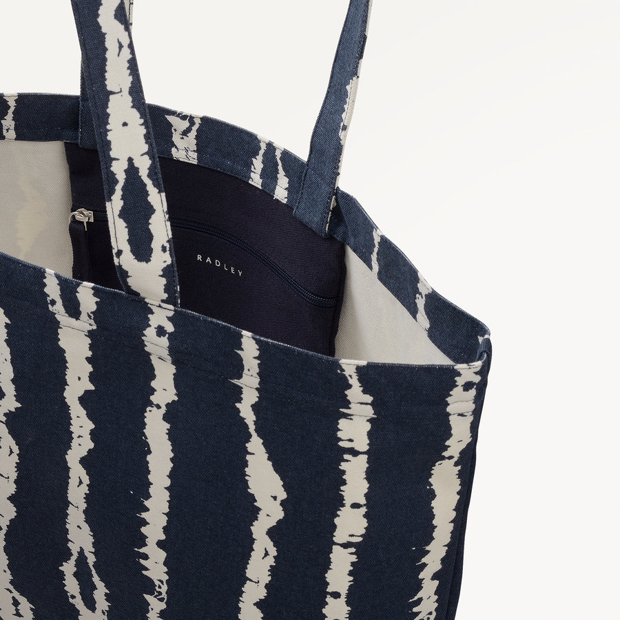 Tie Dye Stripe Large East West Open Top Tote Naval - 113930
