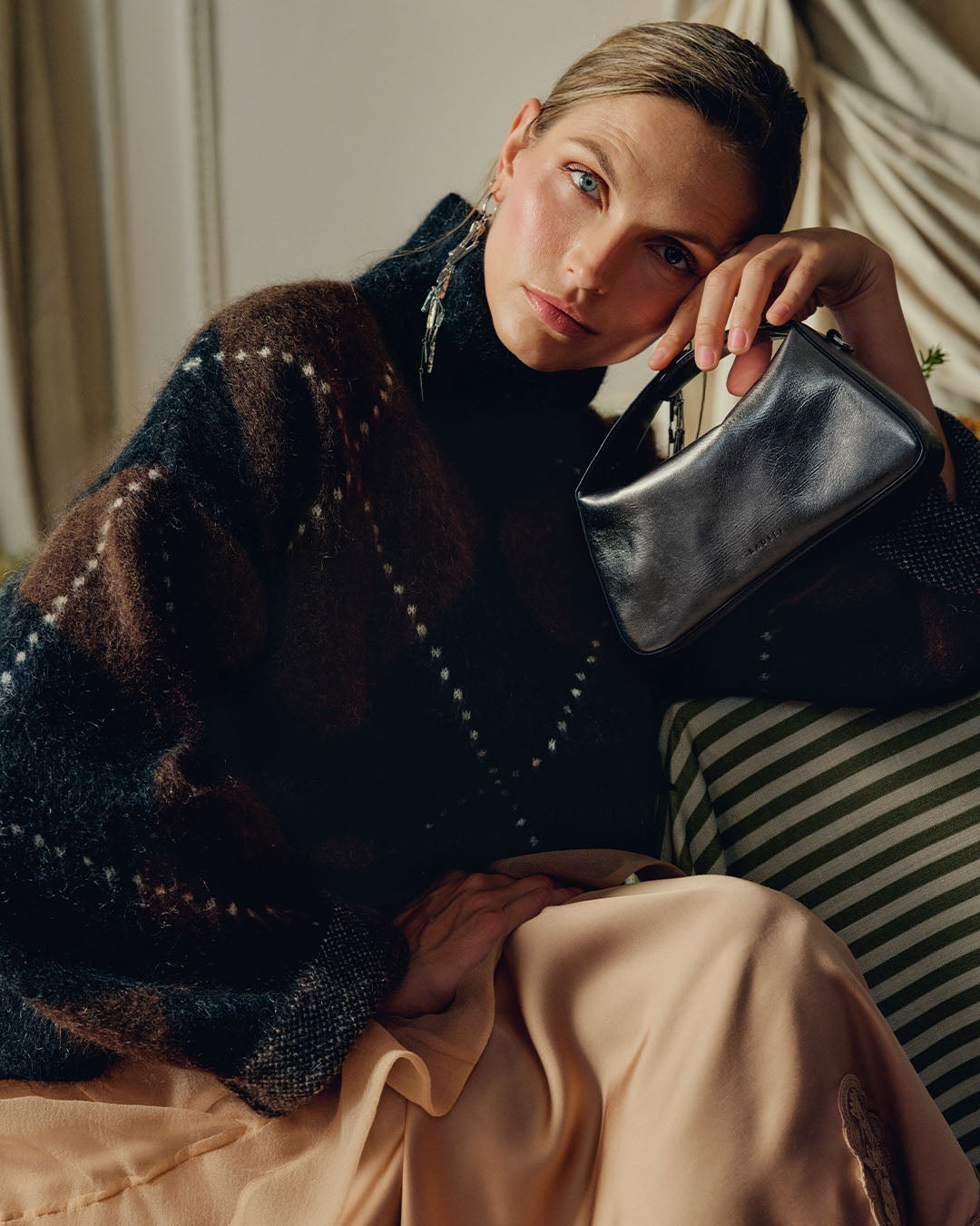 Silver Small Ziptop Grab Bag | De Beauvoir AW25 | Radley London