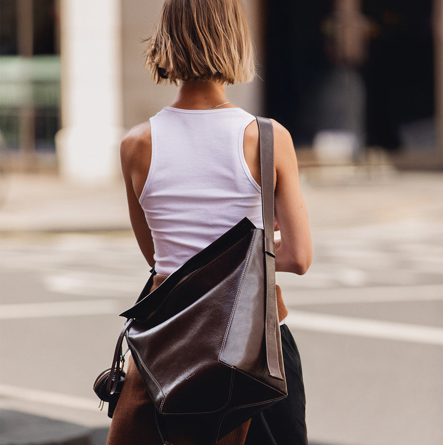 De Beauvoir Leather Large Ziptop Shoulder Bag in Dark Oak - 112261