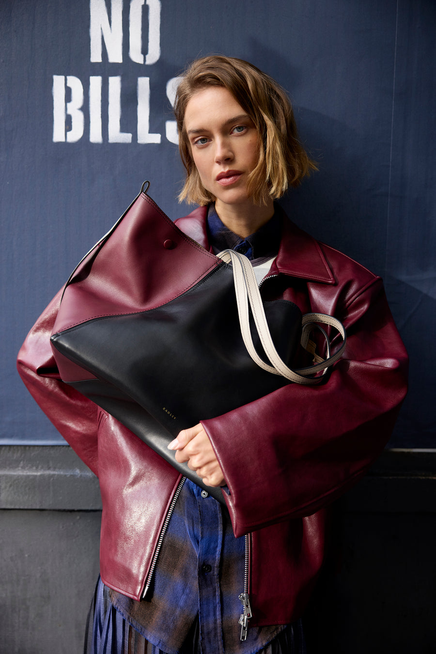 The Delphine - Colourblock Extra Large Open Top Tote Dark Cherry - 113046