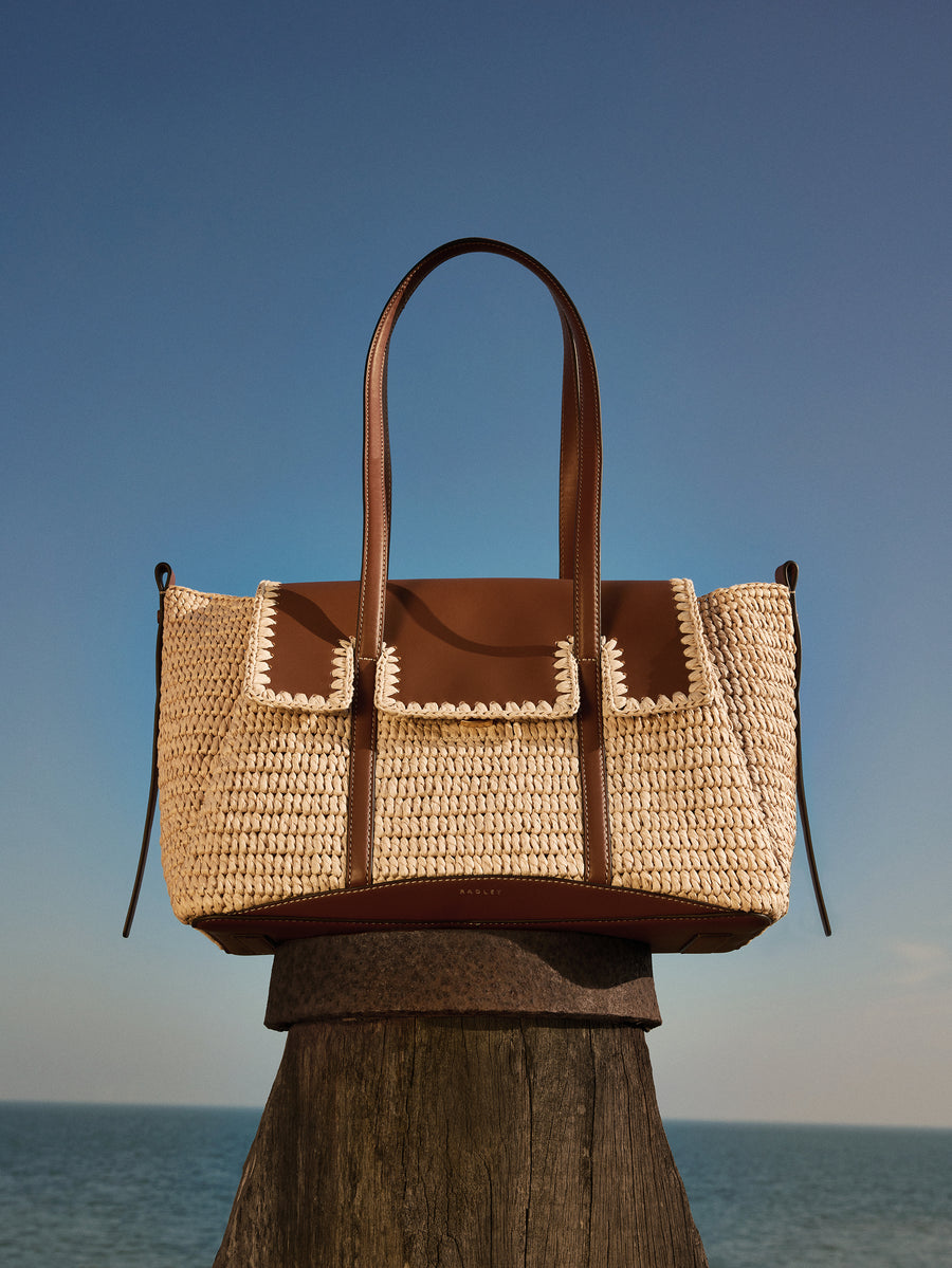 The Chancery - Raffia Medium Flapover Shoulder Natural - 113456